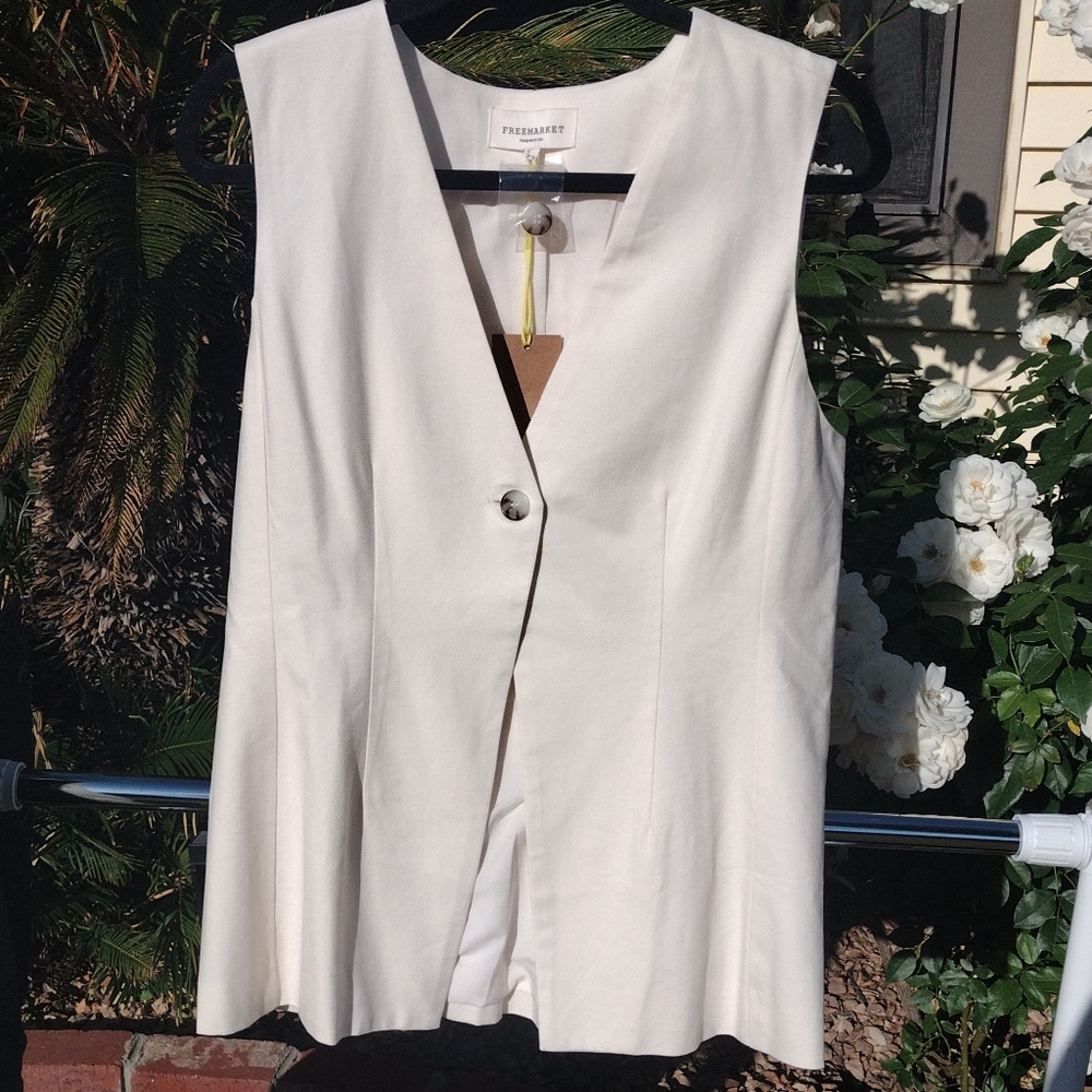 Freemarket Cream Sleeveless Vest